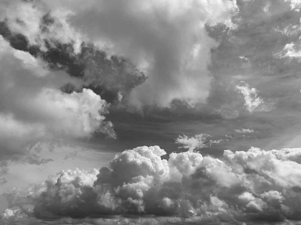 Wolken am Himmel, Fotografie von Martin Eller, Ausstellung Natura naturata - Galerie Alte Schule