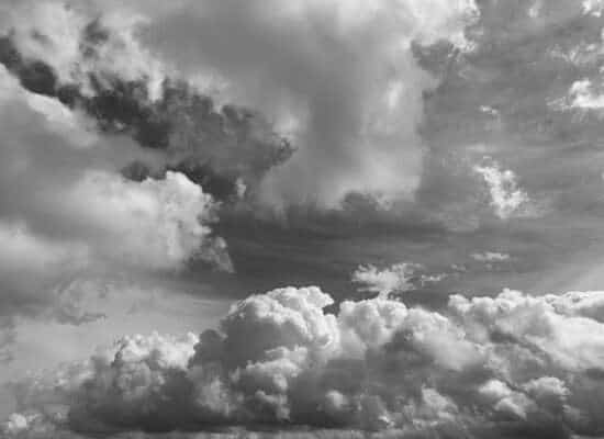 Wolken am Himmel, Fotografie von Martin Eller, Ausstellung Natura naturata - Galerie Alte Schule